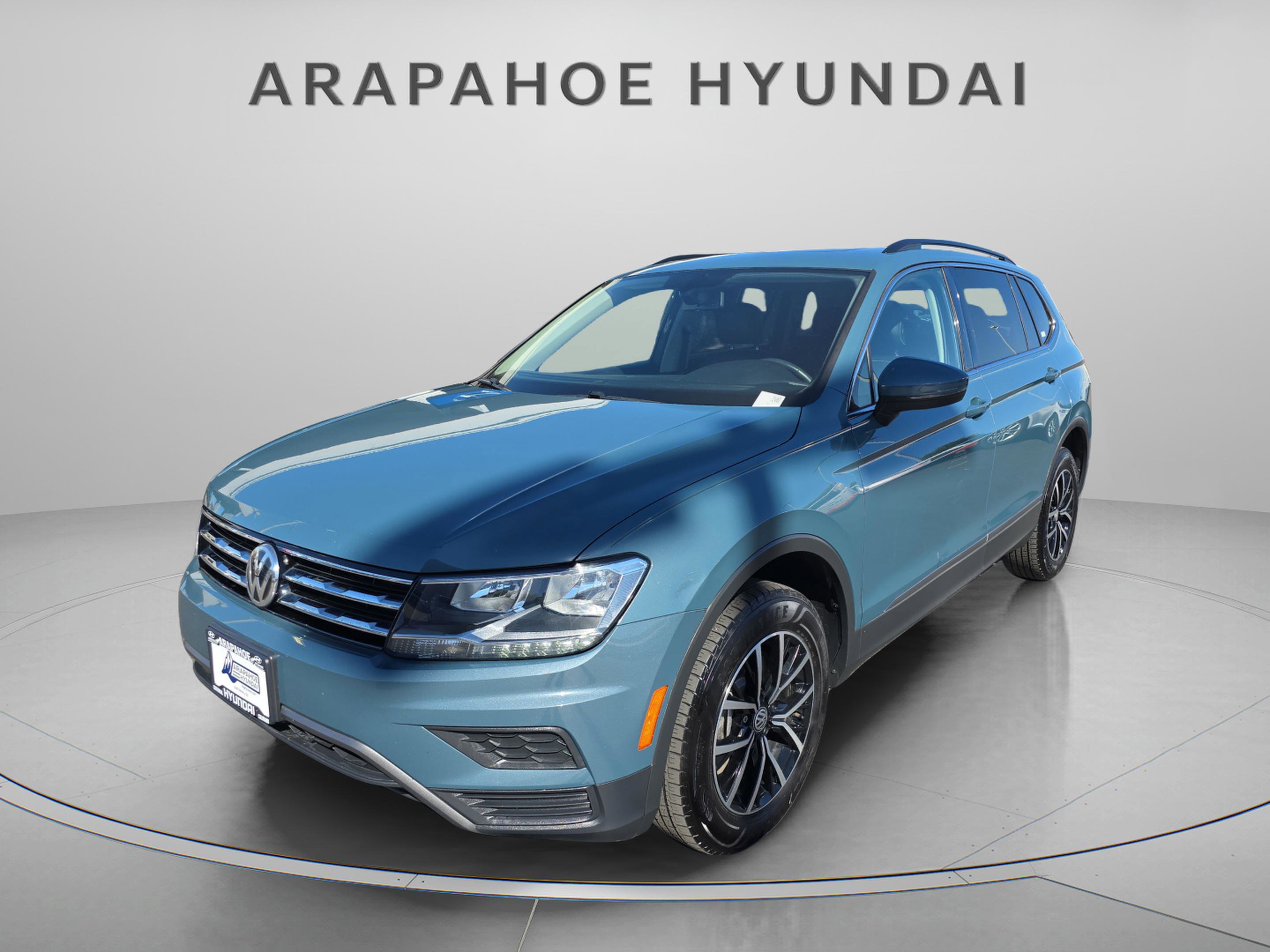 Used 2021 Volkswagen Tiguan SE w/ Panoramic Sunroof Package