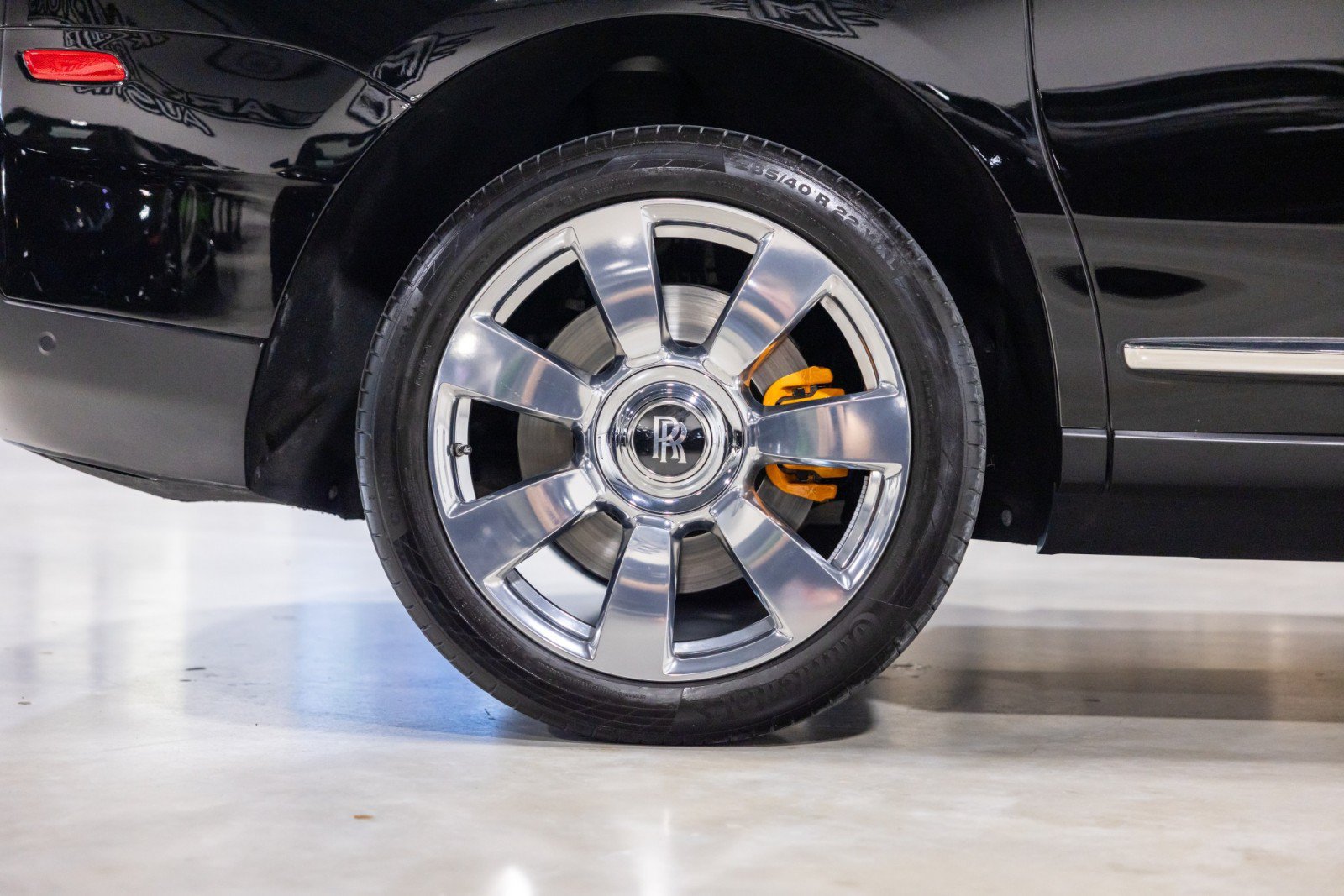 Used 2022 Rolls-Royce Cullinan AWD/4WD image 18