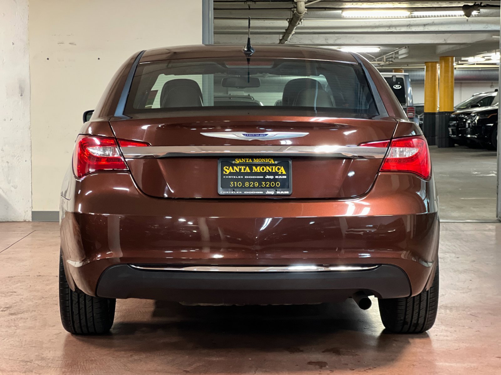 Used 2012 Chrysler 200 Limited image 4