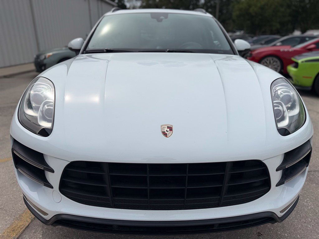 Used 2015 Porsche Macan Turbo AWD/4WD image 9