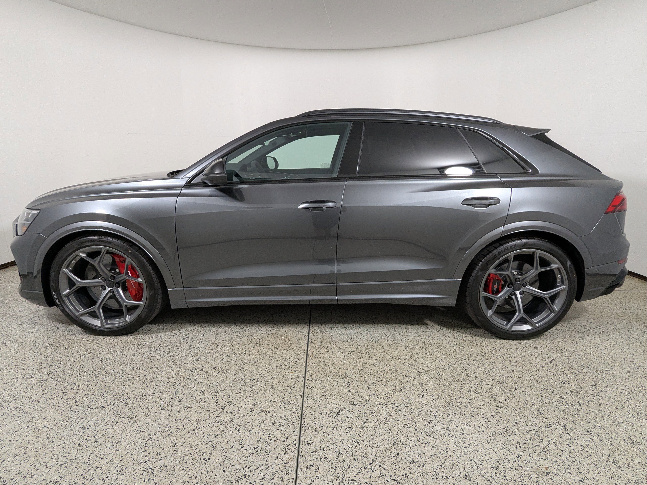 New 2026 Audi RS Q8 performance image 4