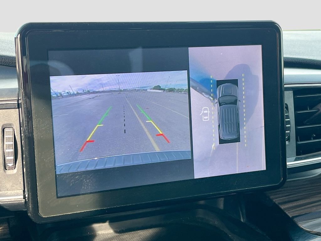 Used 2022 Ford Explorer Limited image 14