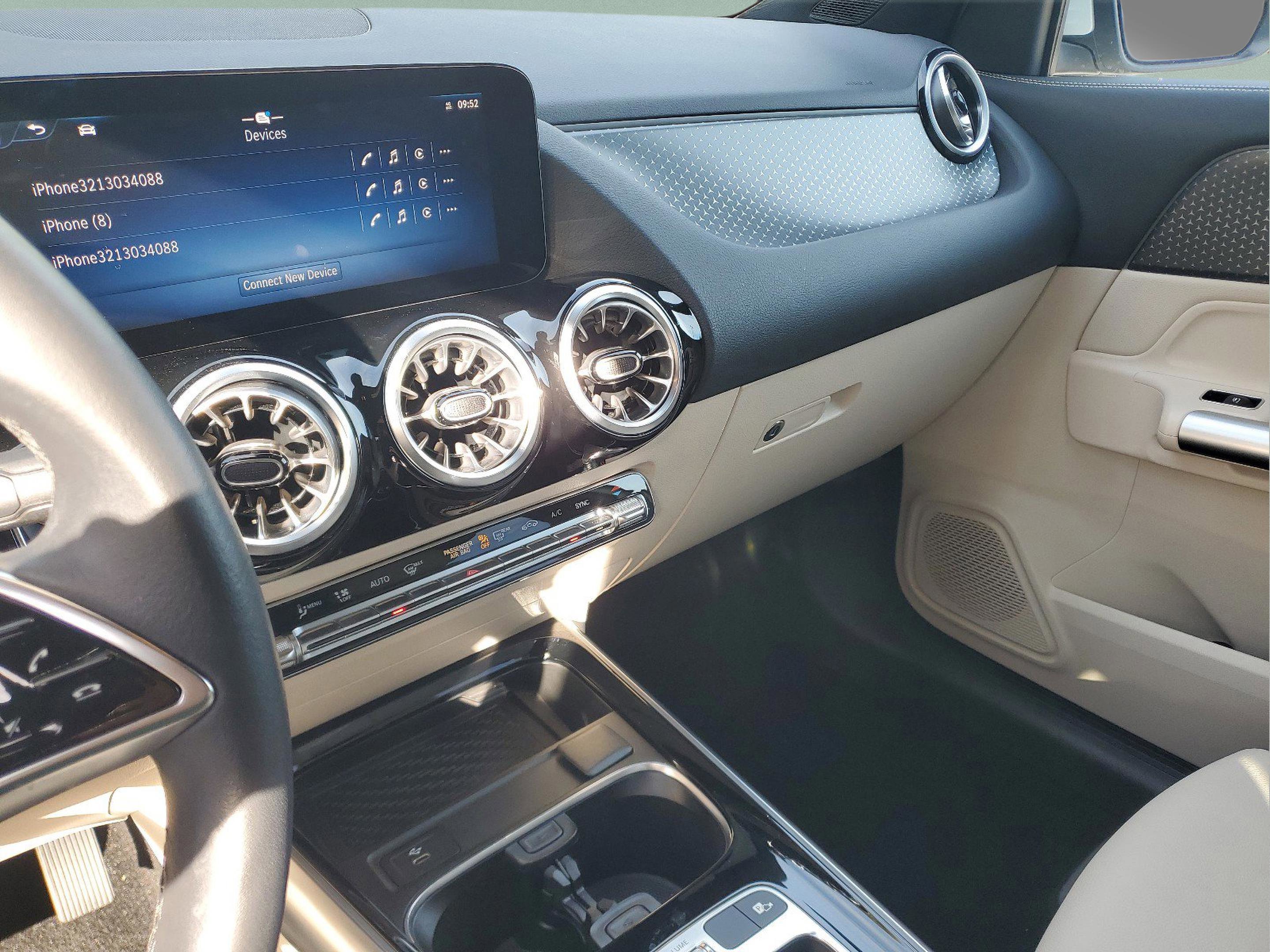 Used 2025 Mercedes-Benz GLA 250 GLA 250 image 26