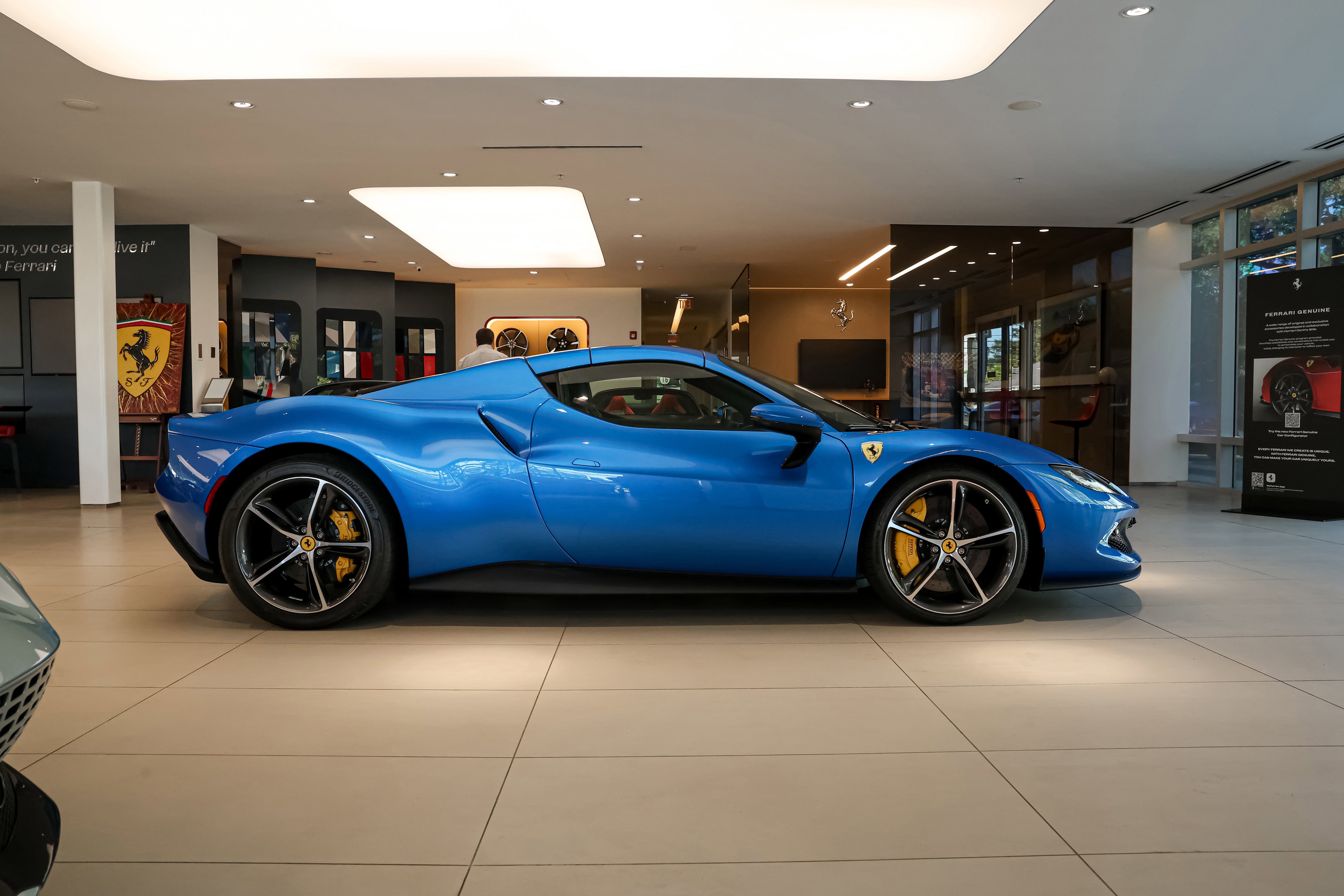 Used 2024 Ferrari 296 GTS image 27