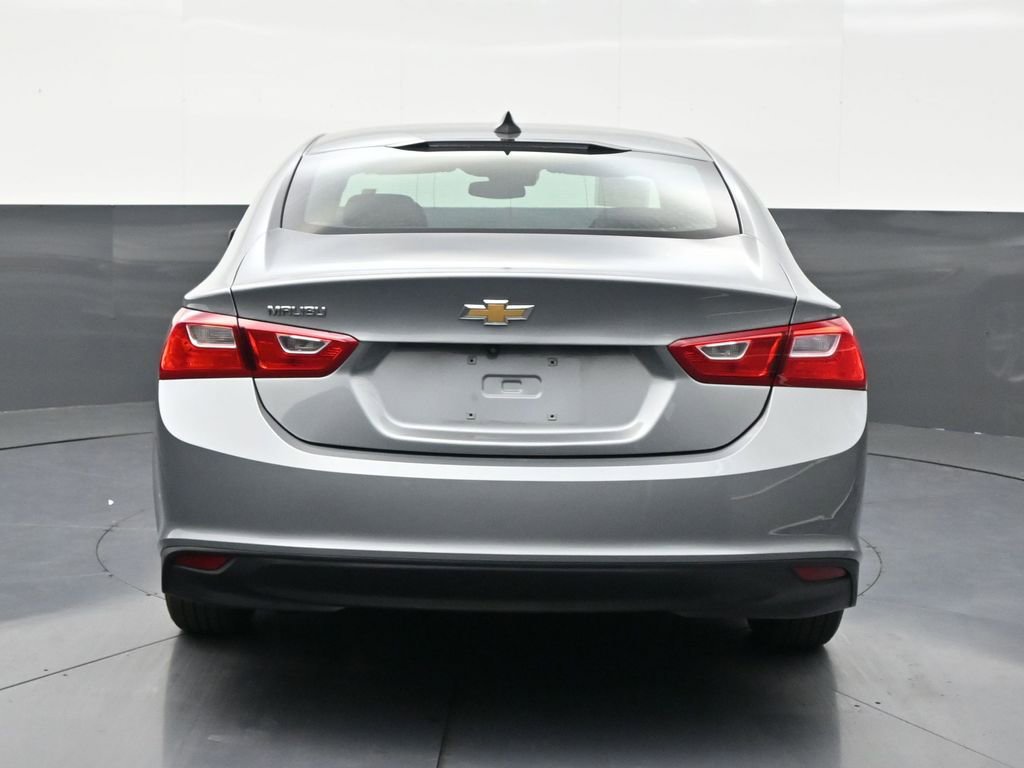 Used 2023 Chevrolet Malibu LS FWD image 4