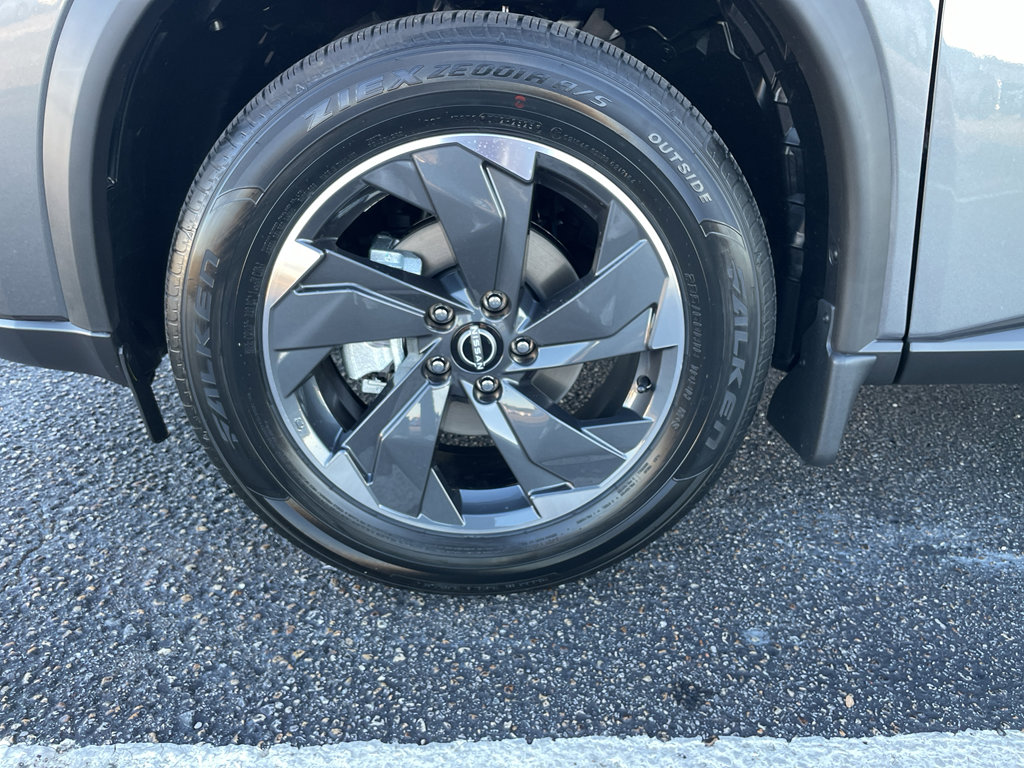 New 2026 Nissan Rogue SV image 25