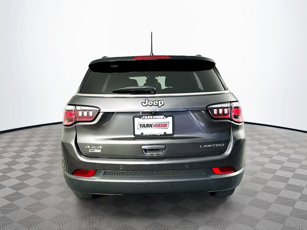 Certified 2024 Jeep Compass Limited AWD/4WD image 9