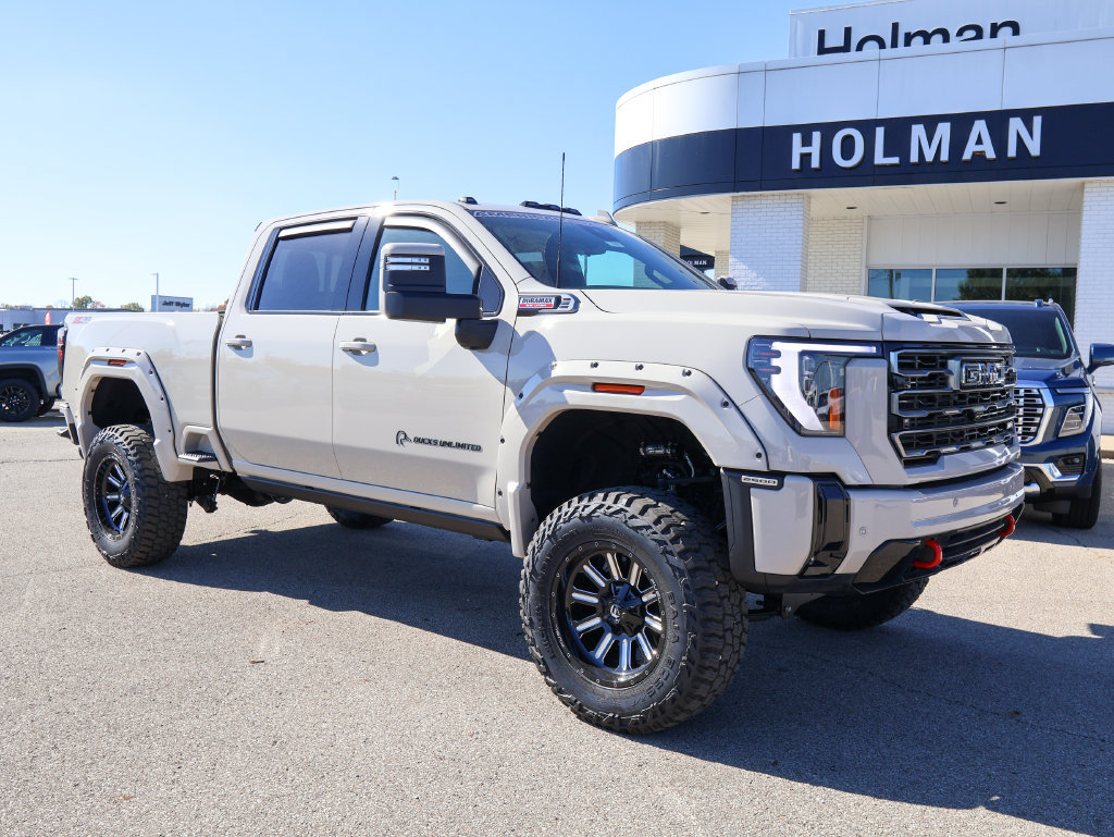 New 2026 GMC Sierra 2500 AT4 w/ Technology Package AWD/4WD image 1