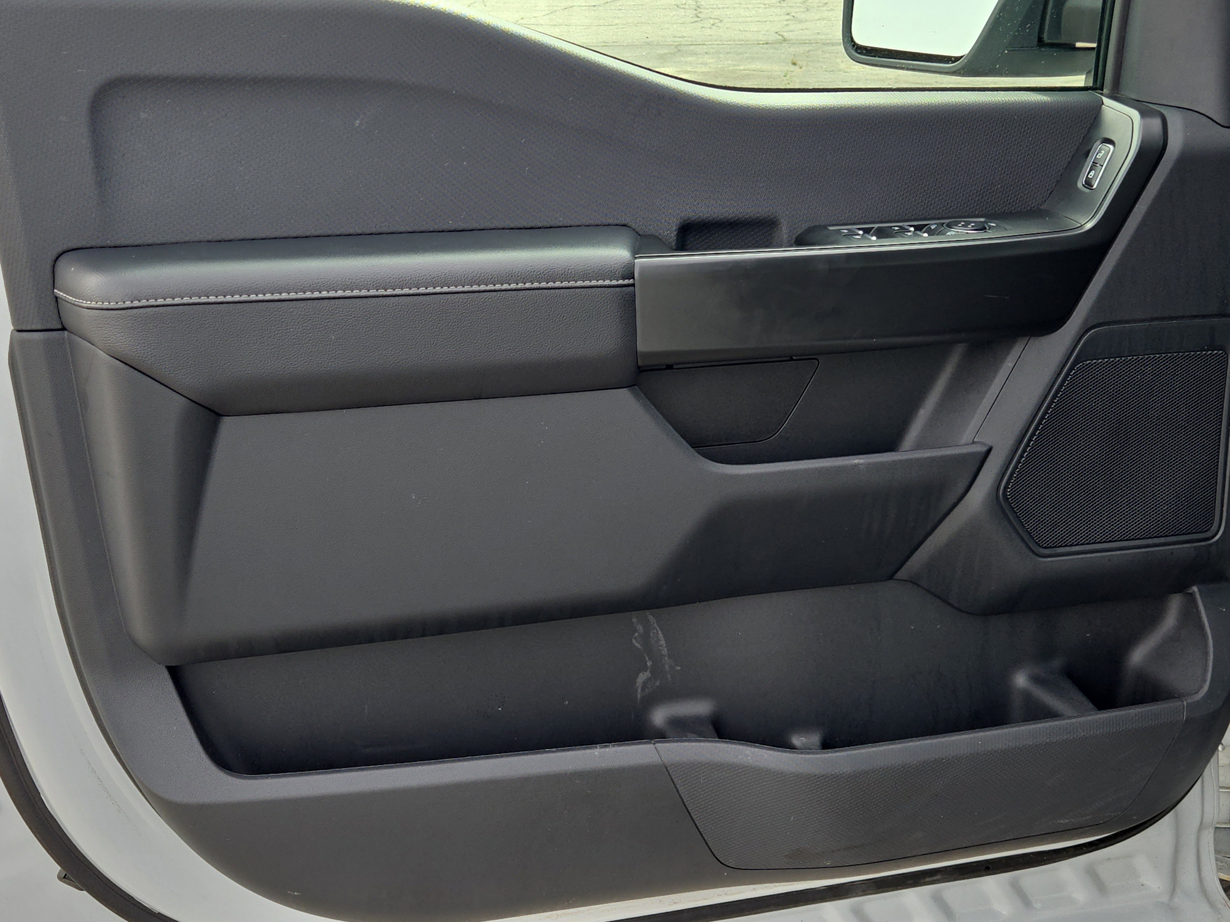 Used 2025 Ford F150 STX image 15