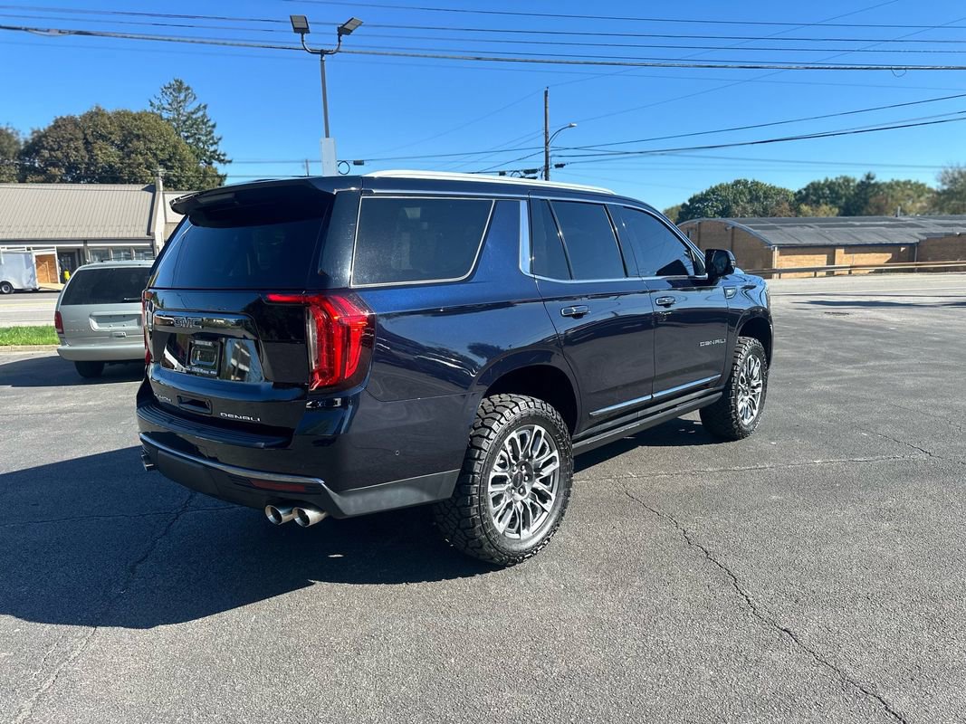 Used 2023 GMC Yukon Denali Ultimate image 3