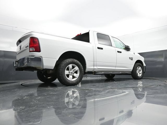 Used 2022 RAM 1500 Classic SLT AWD/4WD image 54