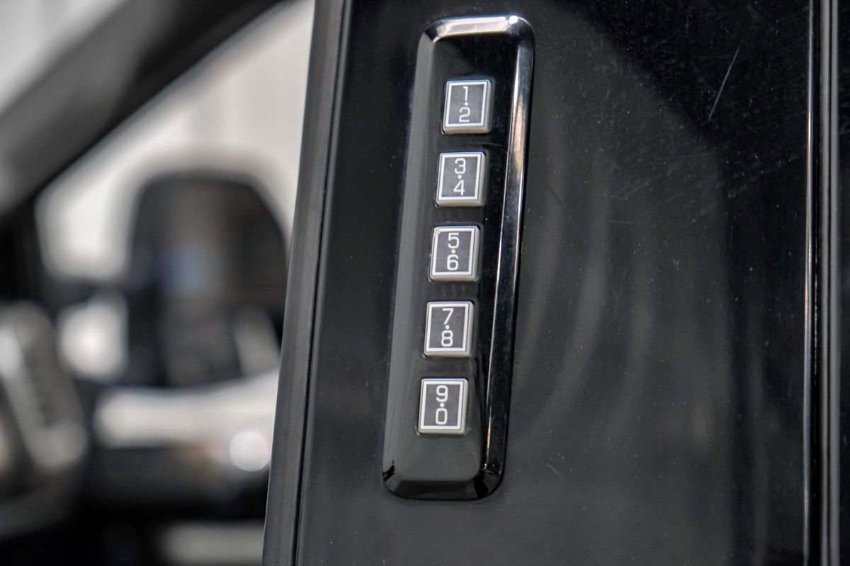 Used 2017 Ford F350 Lariat w/ Lariat Ultimate Package image 42