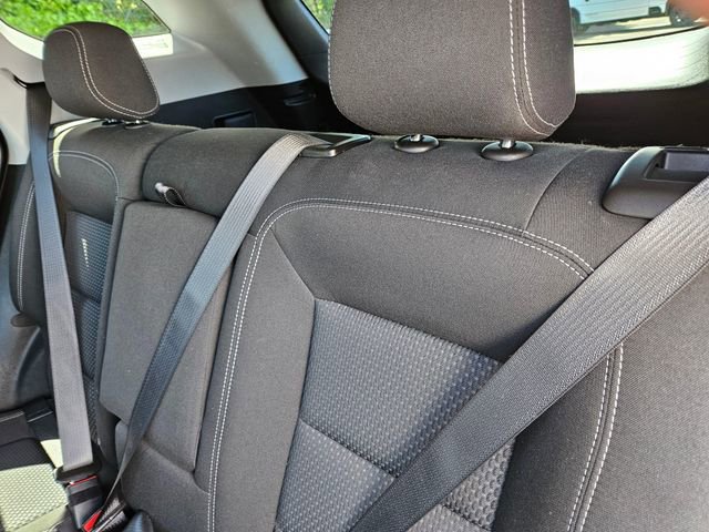 Used 2022 GMC Terrain SLE w/ Driver Convenience Package AWD/4WD image 29