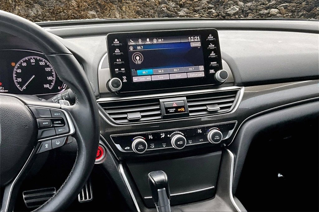 Used 2019 Honda Accord Sport image 6