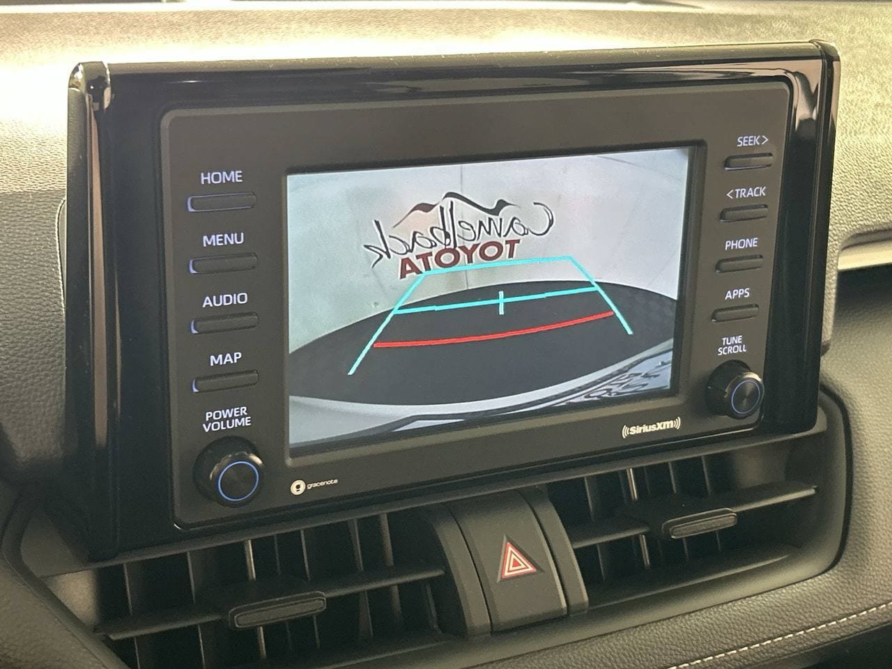 Used 2022 Toyota RAV4 XLE w/ Convenience Package FWD image 18
