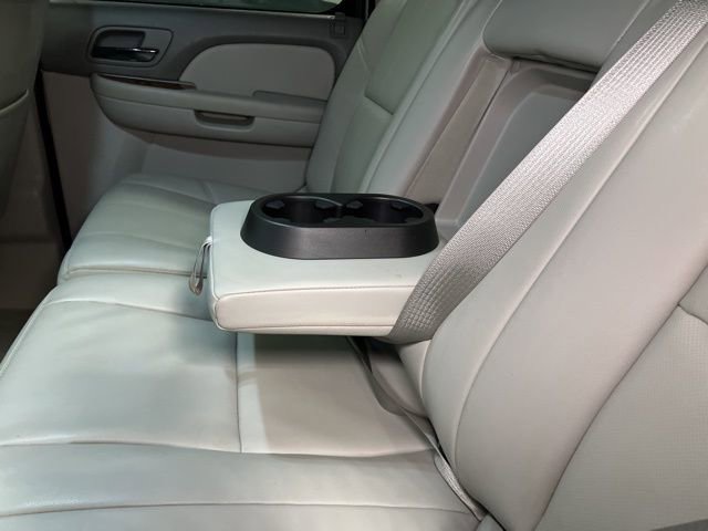 Used 2014 Chevrolet Silverado 2500 LTZ w/ LTZ Plus Package image 55