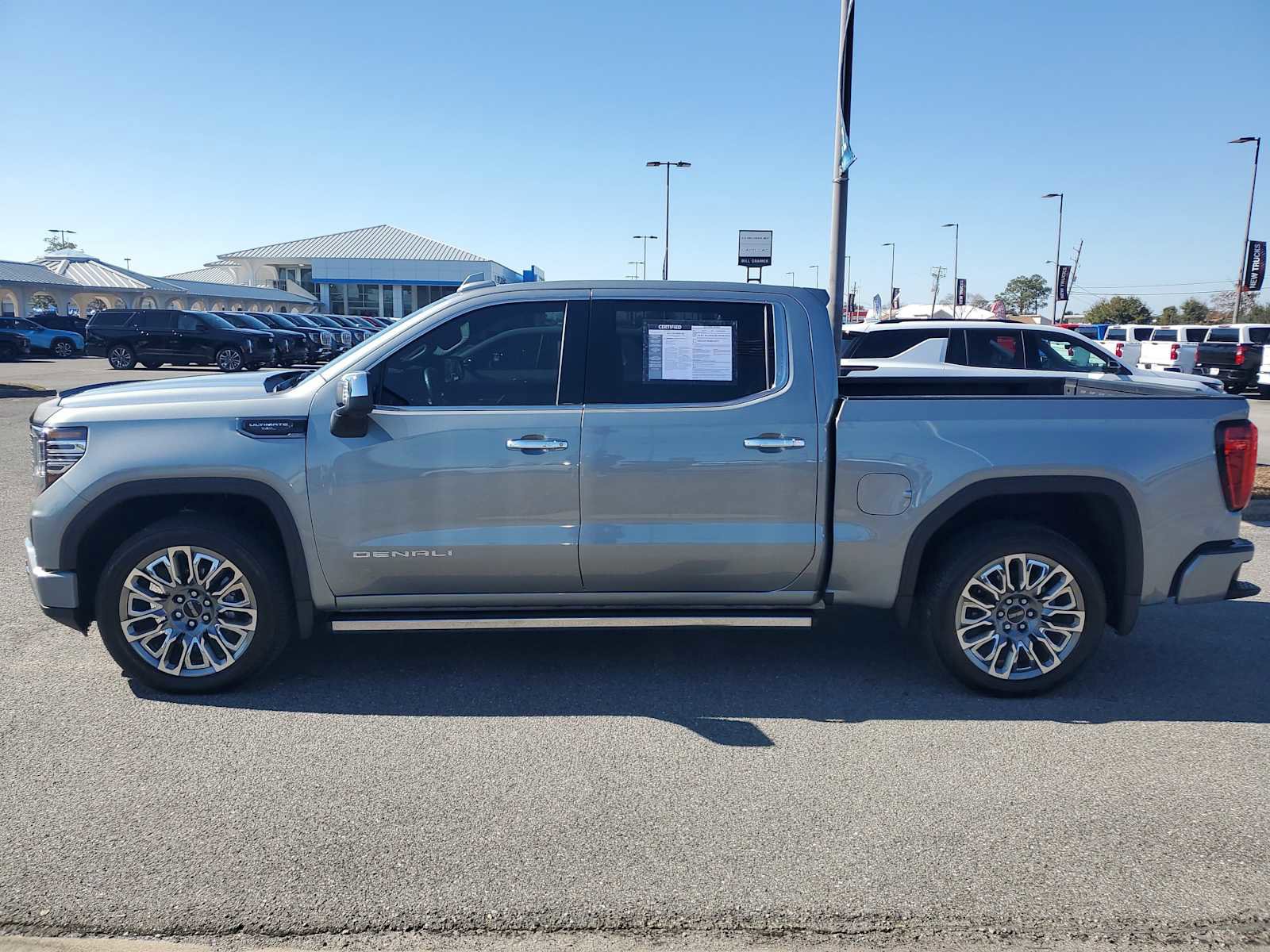 Certified 2025 GMC Sierra 1500 Denali Ultimate image 2