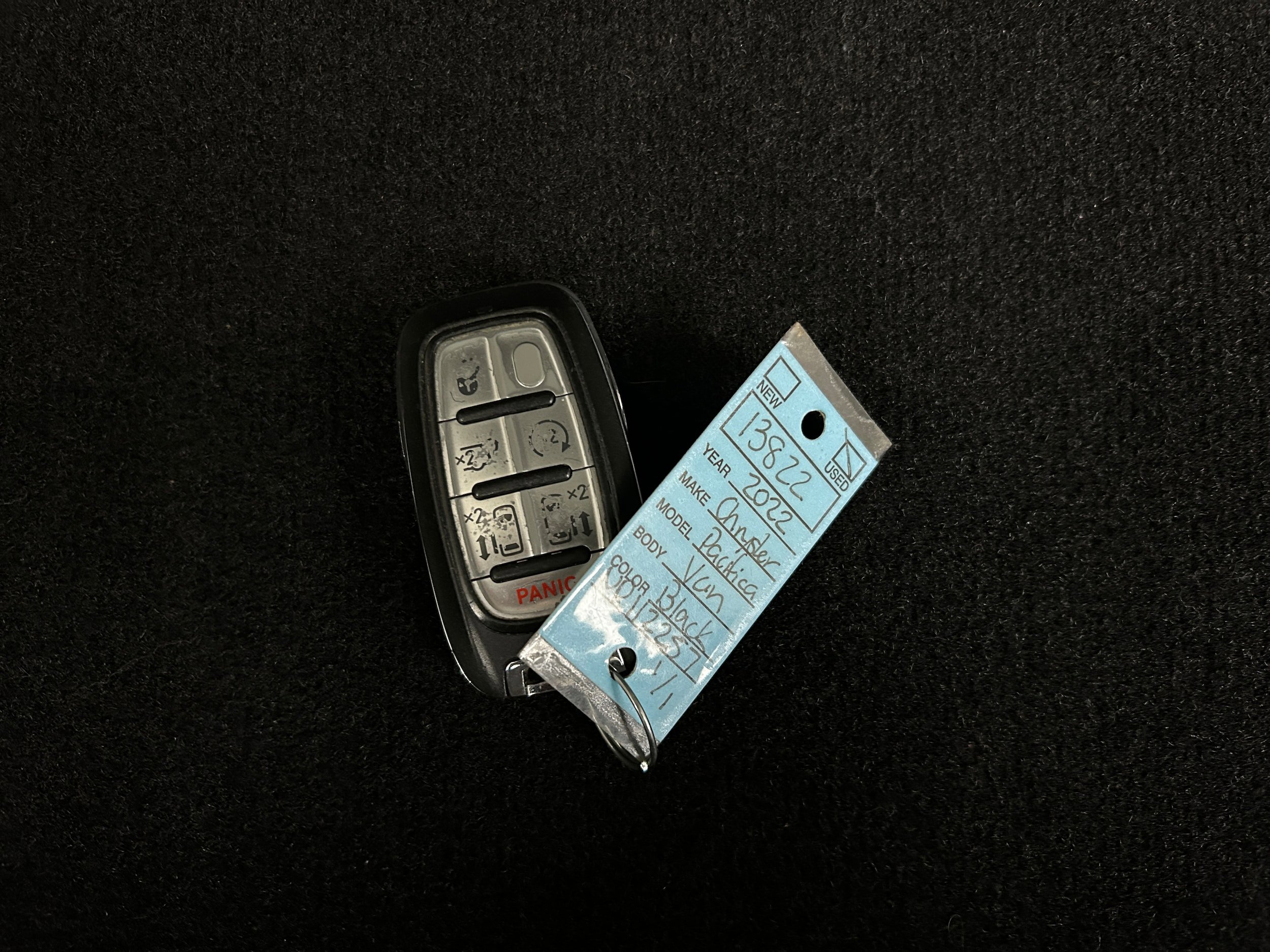 Used 2022 Chrysler Pacifica Touring-L FWD image 39