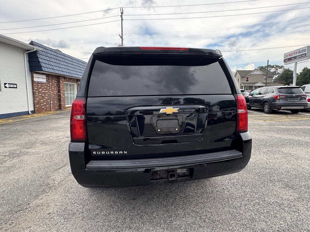 Used 2018 Chevrolet Suburban LT AWD/4WD image 14