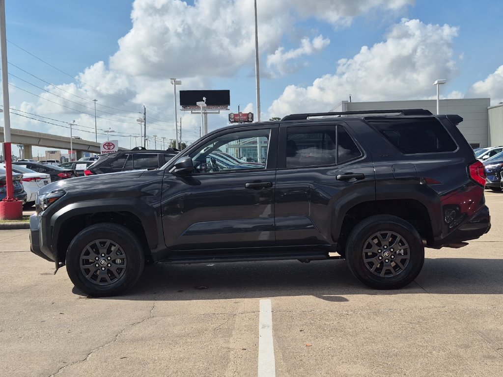 Certified 2025 Toyota 4Runner SR5 AWD/4WD image 3