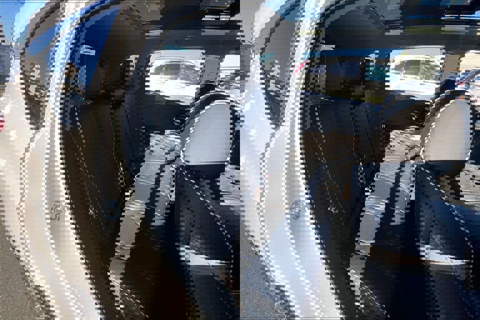 Used 2023 Acura RDX AWD w/ Advance Package image 29