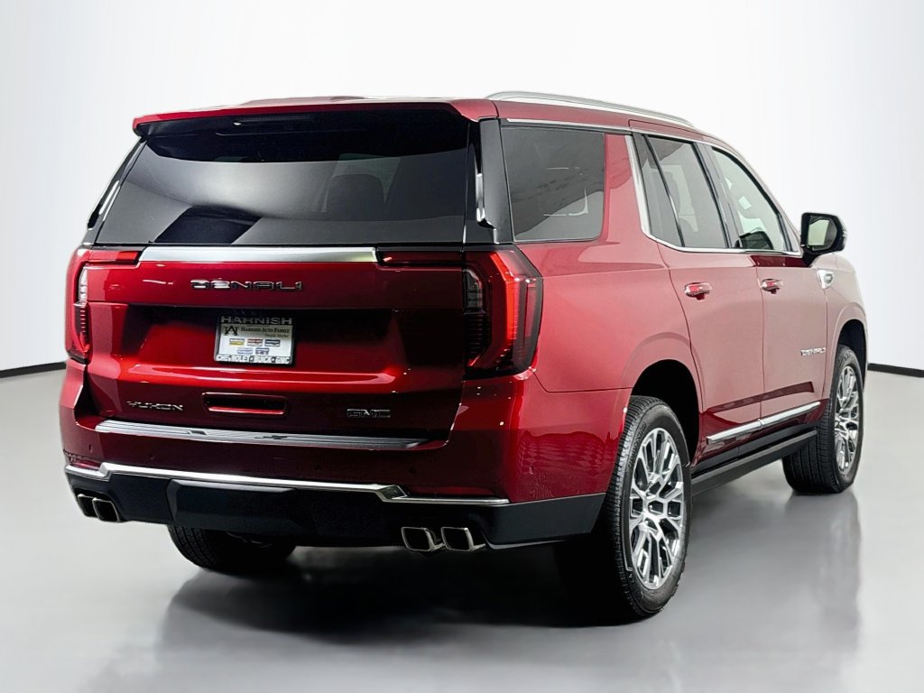New 2026 GMC Yukon Denali w/ Denali Reserve Package AWD/4WD image 7