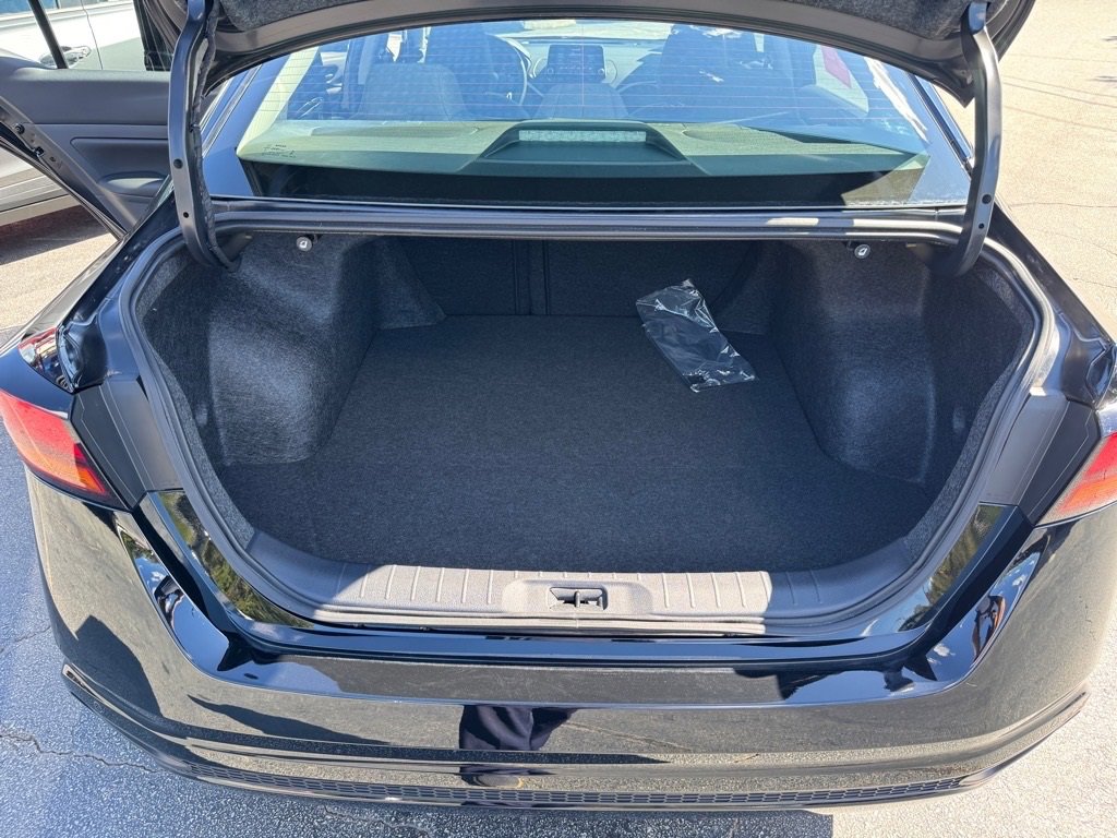 Certified 2025 Nissan Altima 2.5 S image 10