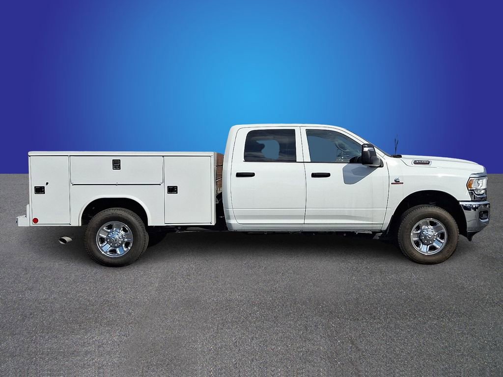Used 2023 RAM 3500 Tradesman w/ Chrome Appearance Group image 7