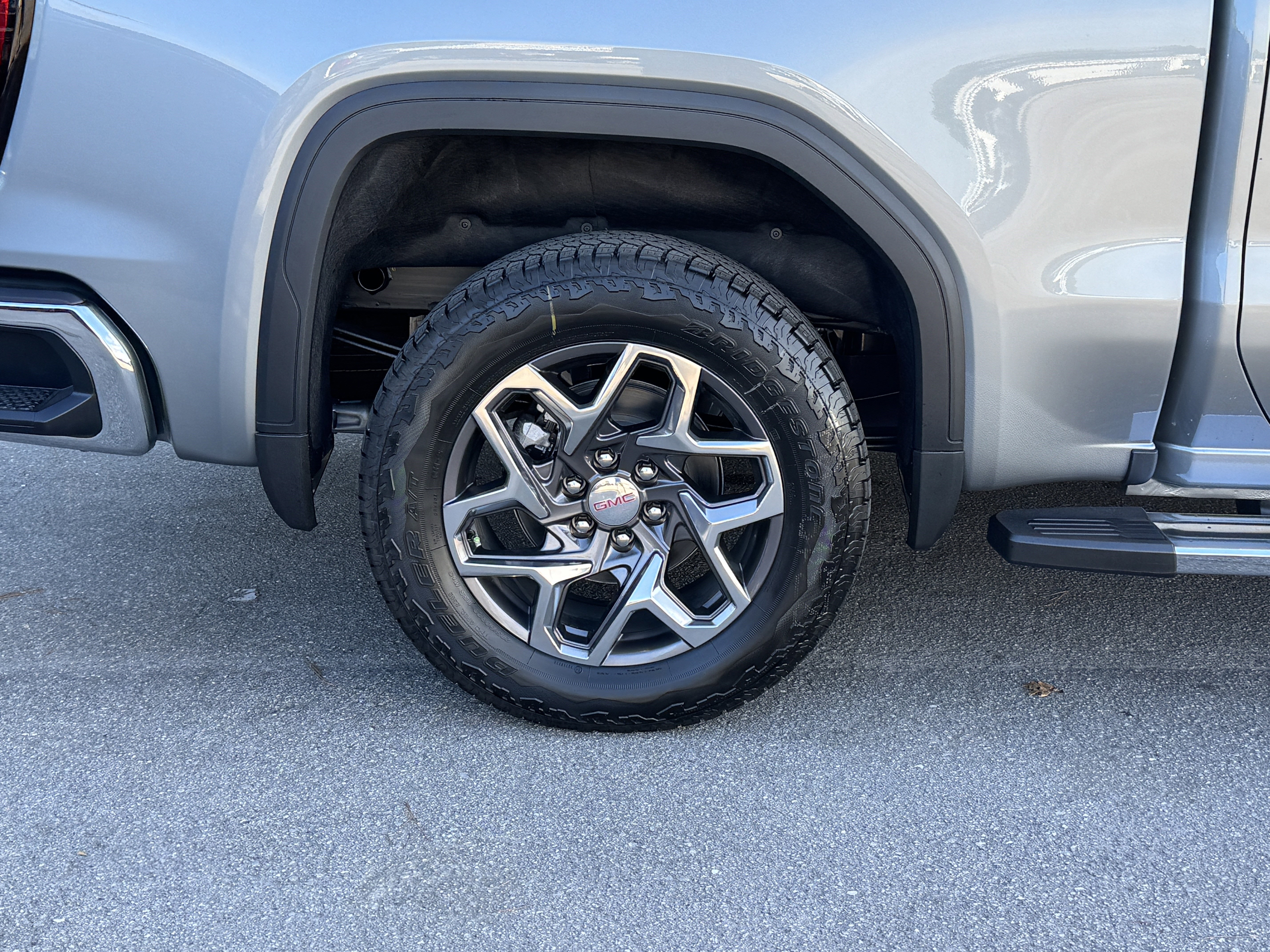 New 2026 GMC Sierra 1500 SLT w/ SLT Premium Plus Package image 16
