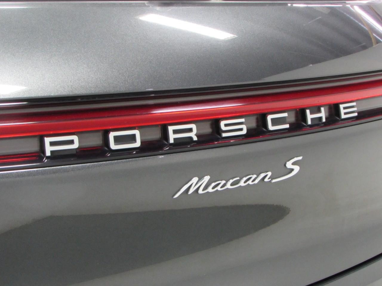 Used 2021 Porsche Macan S AWD/4WD image 37
