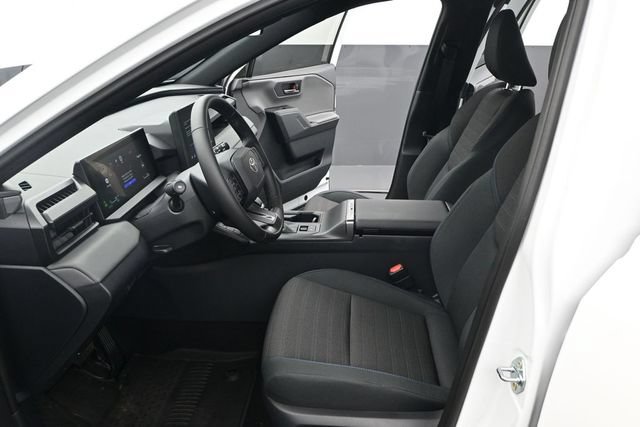 Used 2026 Toyota RAV4 SE AWD/4WD image 11