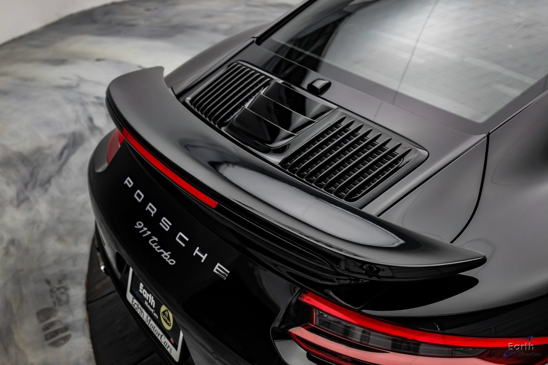 Used 2017 Porsche 911 Turbo AWD/4WD image 15