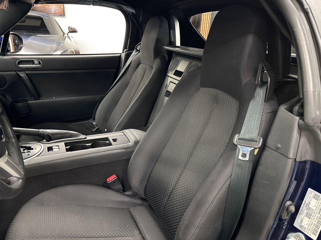 Used 2008 MAZDA MX-5 Miata Sport image 48