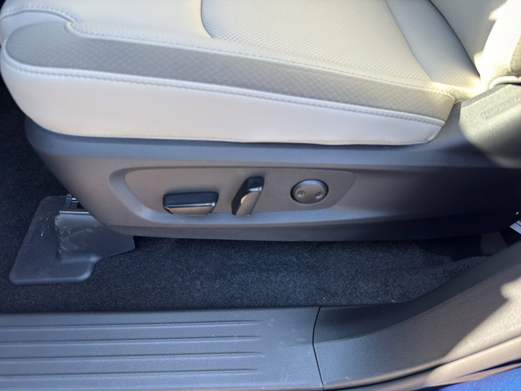 New 2026 Nissan Pathfinder SL AWD/4WD image 15