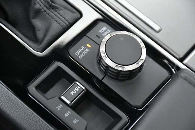 Used 2025 Toyota Sequoia SR5 image 23