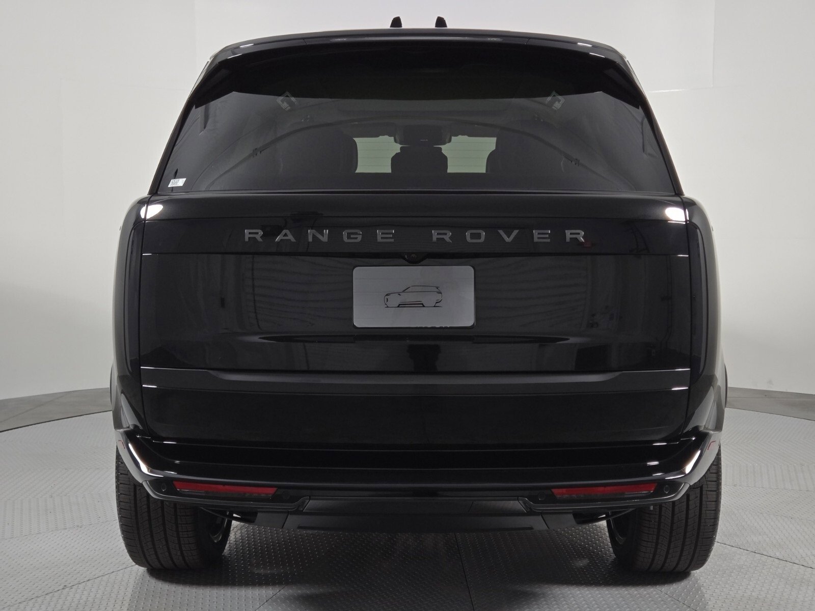 New 2025 Land Rover Range Rover Long Wheelbase SE image 7