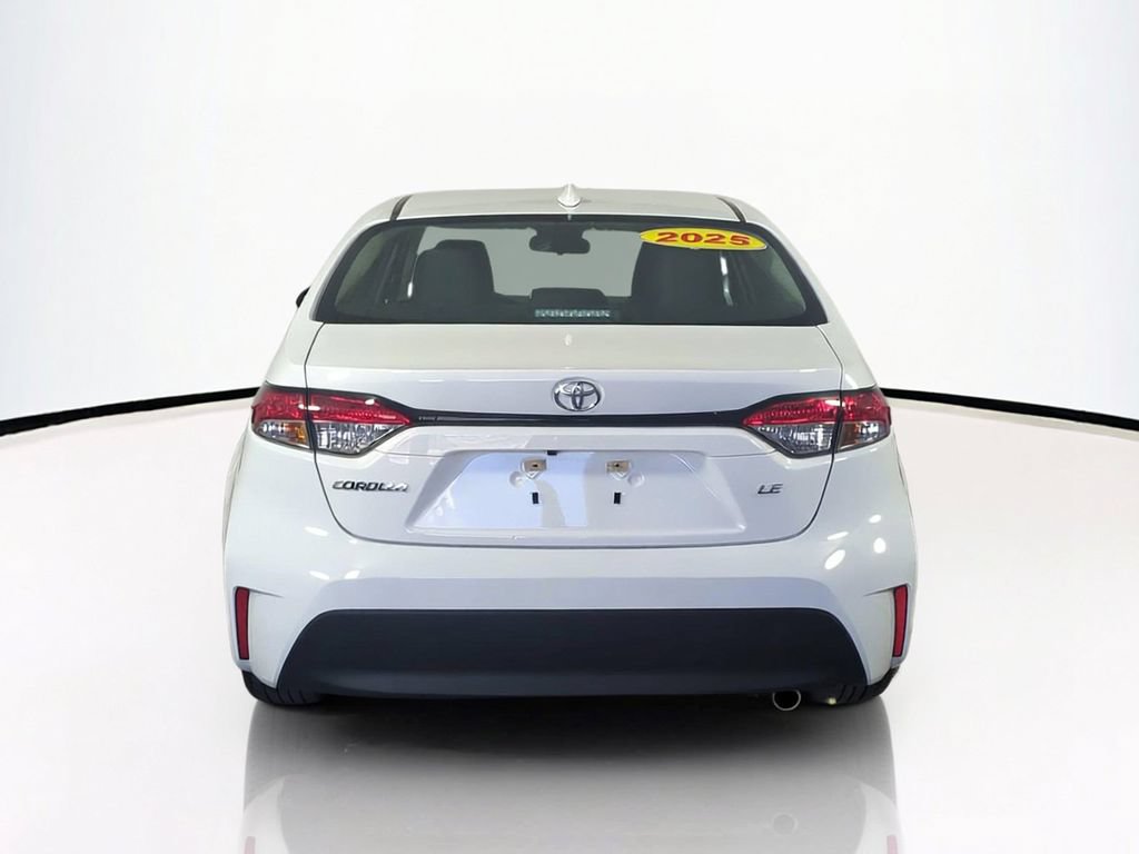 Used 2025 Toyota Corolla LE FWD image 7
