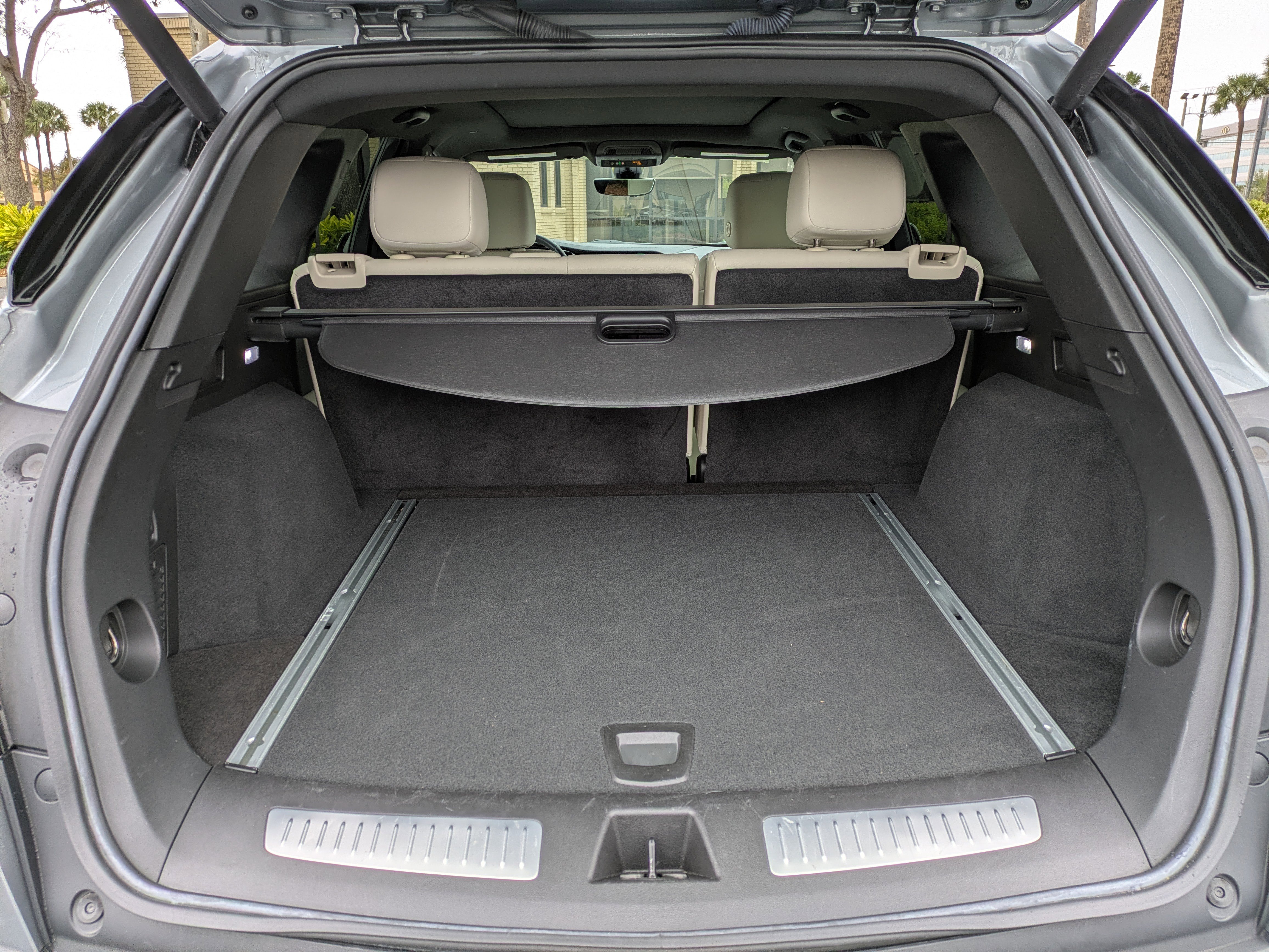 Certified 2023 Cadillac XT5 Sportv w/ Technology Package image 11