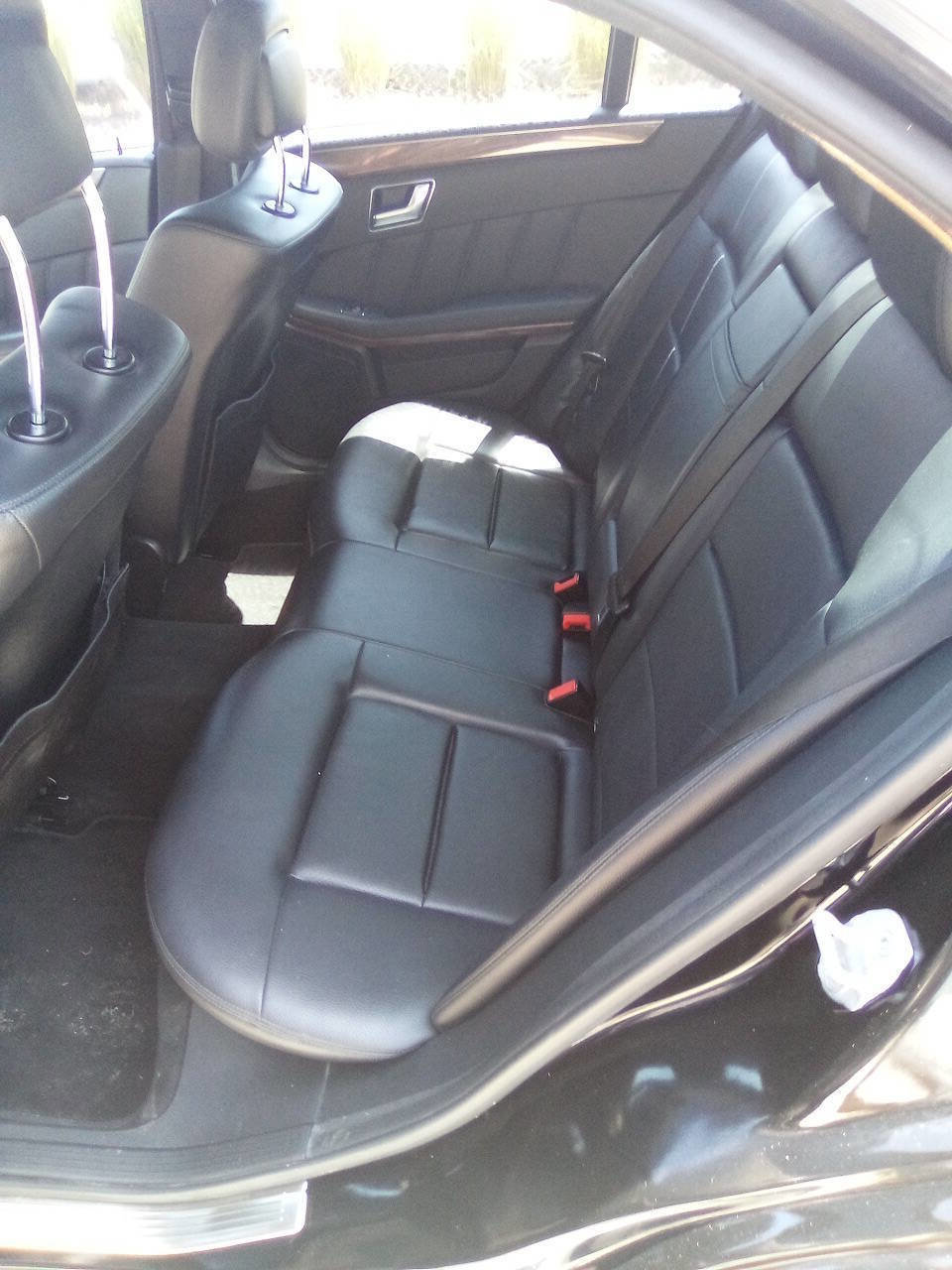 Used 2013 Mercedes-Benz E 350 4MATIC Sedan image 11