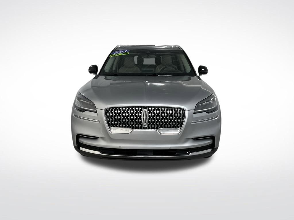 Used 2023 Lincoln Aviator Reserve w/ Equipment Group 201A AWD/4WD image 9