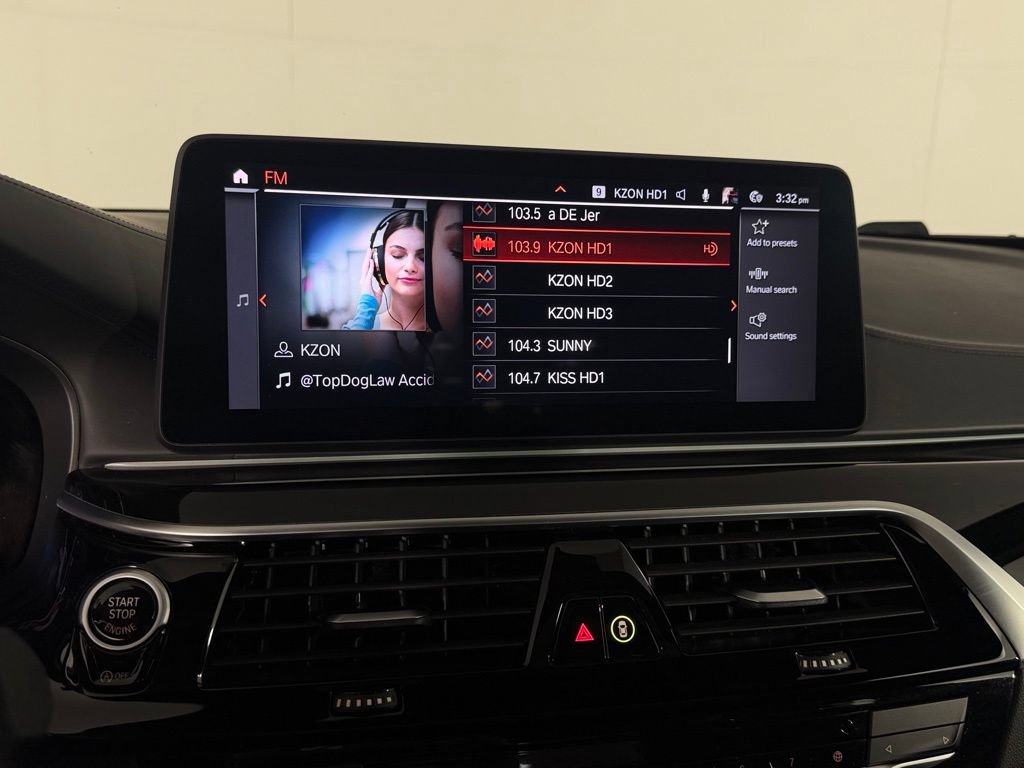 Used 2022 BMW M550i xDrive w/ Dynamic Handling Package AWD/4WD image 15