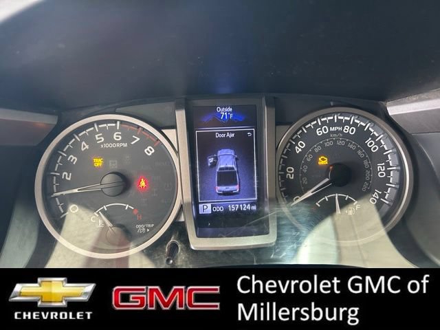 Used 2017 Toyota Tacoma SR5 w/ Tow Package AWD/4WD image 19