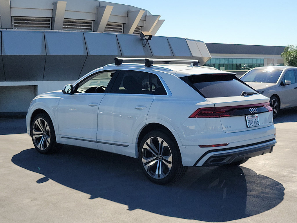 Used 2022 Audi Q8 Premium Plus w/ Premium Plus Package AWD/4WD image 2