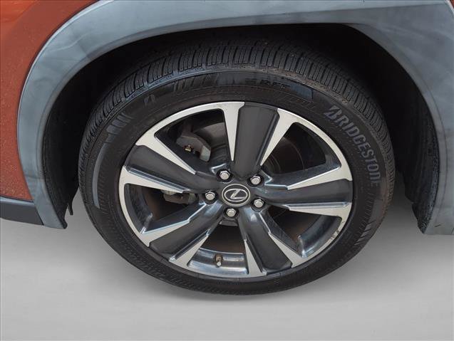 Used 2019 Lexus UX 200 w/ Premium Package FWD image 26