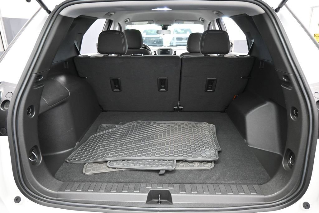 Used 2024 Chevrolet Equinox LS FWD image 30