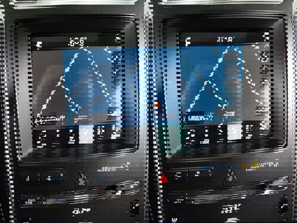 Used 2018 Ford Explorer Sport w/ Equipment Group 401A image 20