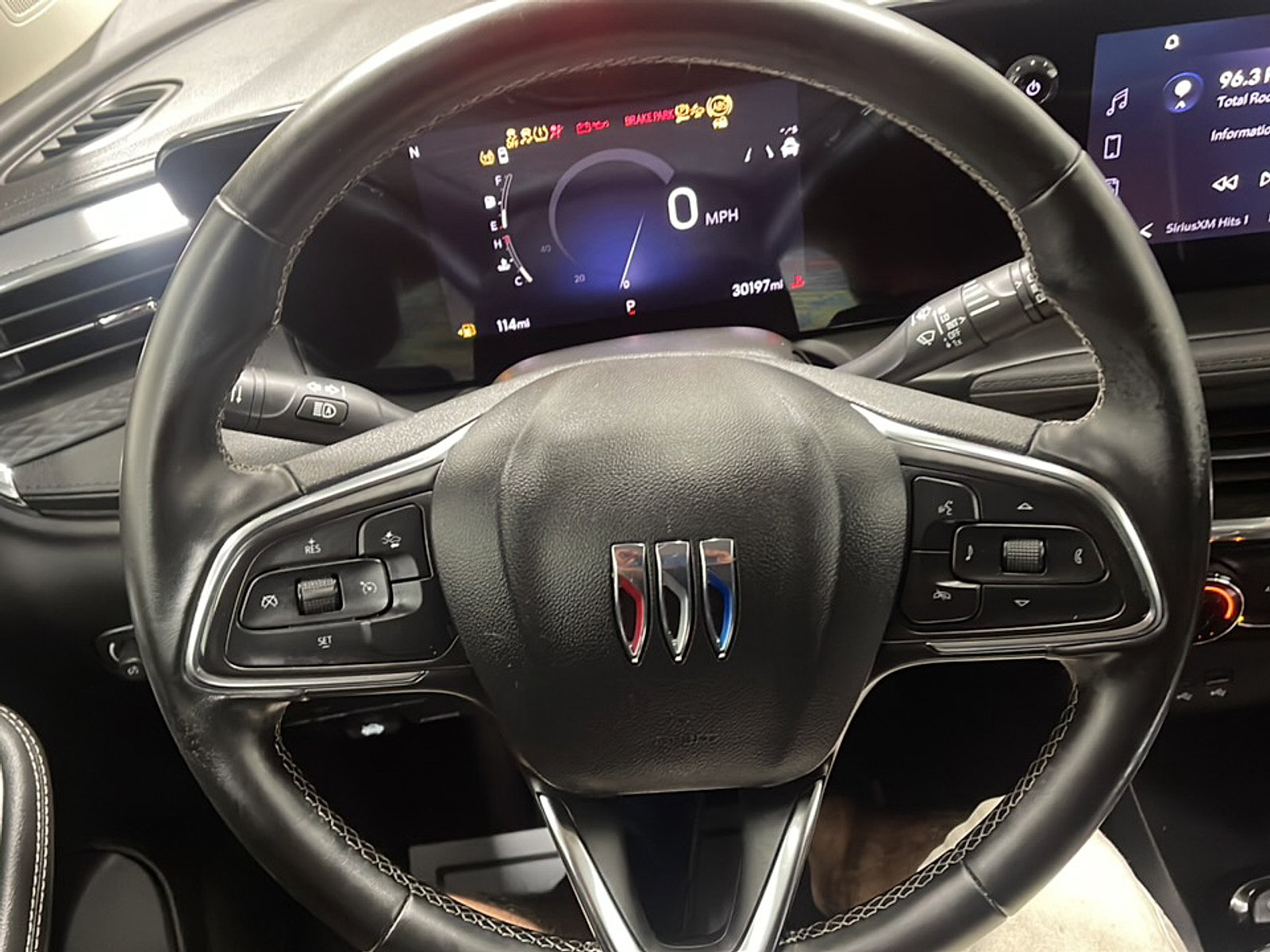 Used 2025 Buick Encore GX Preferred AWD/4WD image 4
