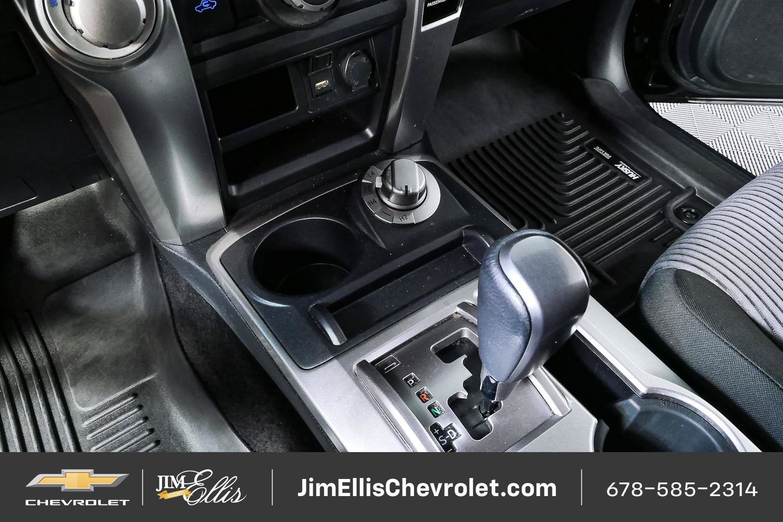 Used 2021 Toyota 4Runner SR5 AWD/4WD image 16