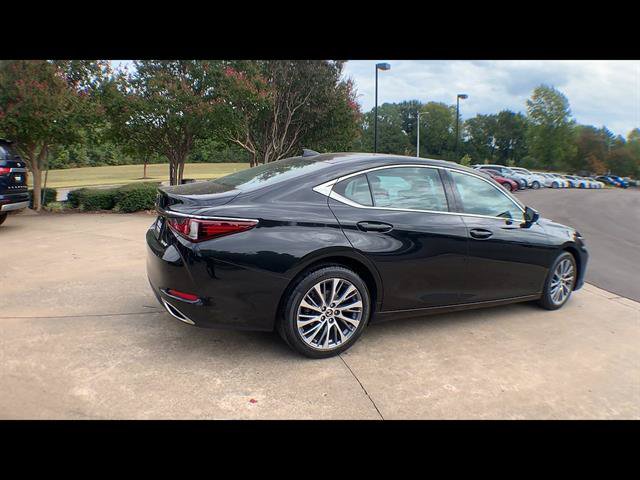 Certified 2021 Lexus ES 350 w/ Premium Package FWD image 8