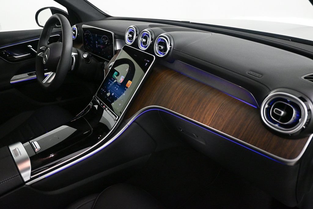 New 2025 Mercedes-Benz GLC 300 4MATIC image 18